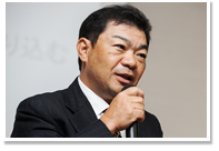 講師
